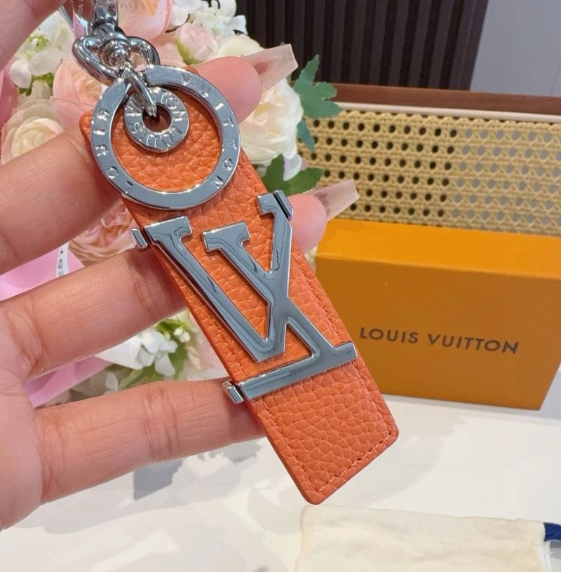 Louis Vuitton Keychains MultiPurpose 266004