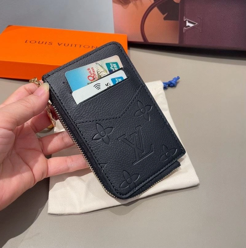 Louis Vuitton Keychains Elegant 265998