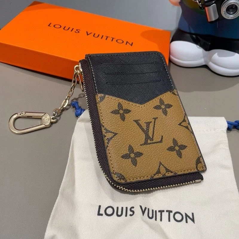 QuickDry Louis Vuitton Keychains 266001