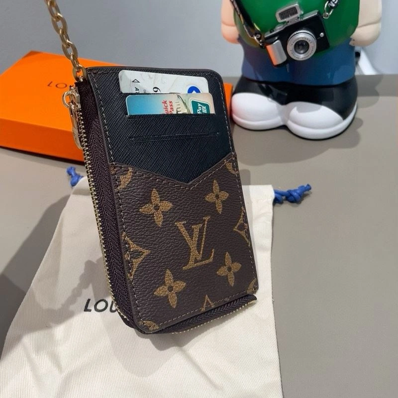 Supportive Louis Vuitton Keychains 265997