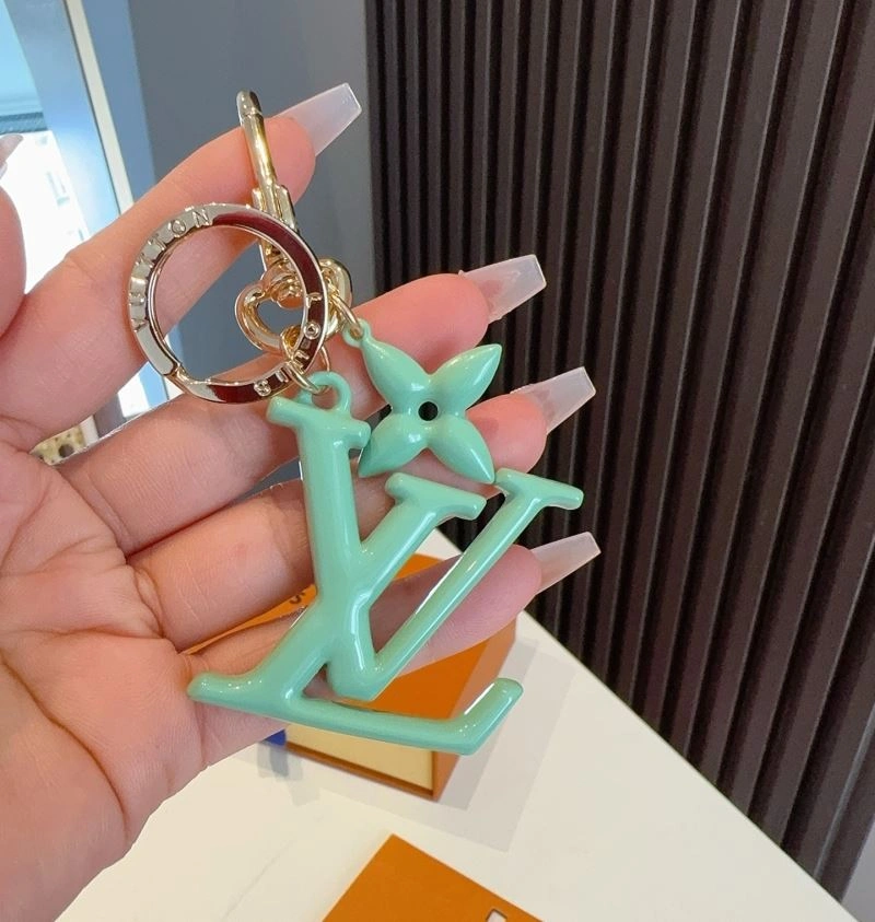 Minimalist Louis Vuitton Keychains 265965