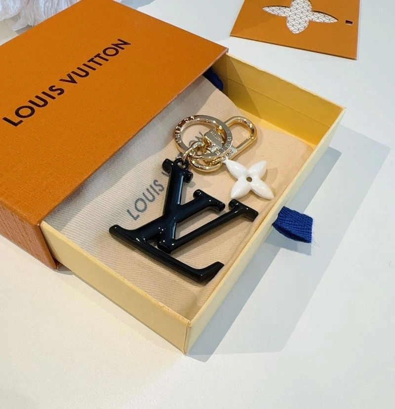 Breathable Louis Vuitton Keychains 265974