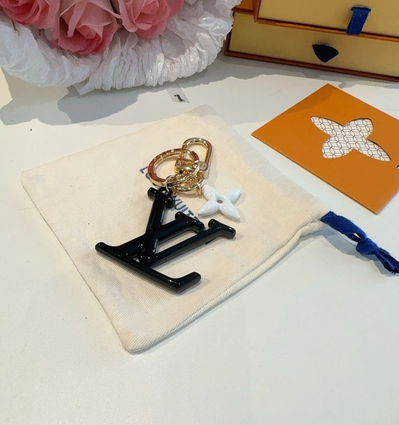 Breathable Louis Vuitton Keychains 265974