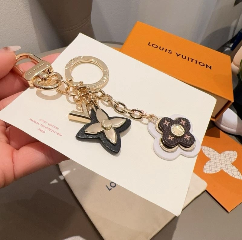 Stylish Louis Vuitton Keychains 265983