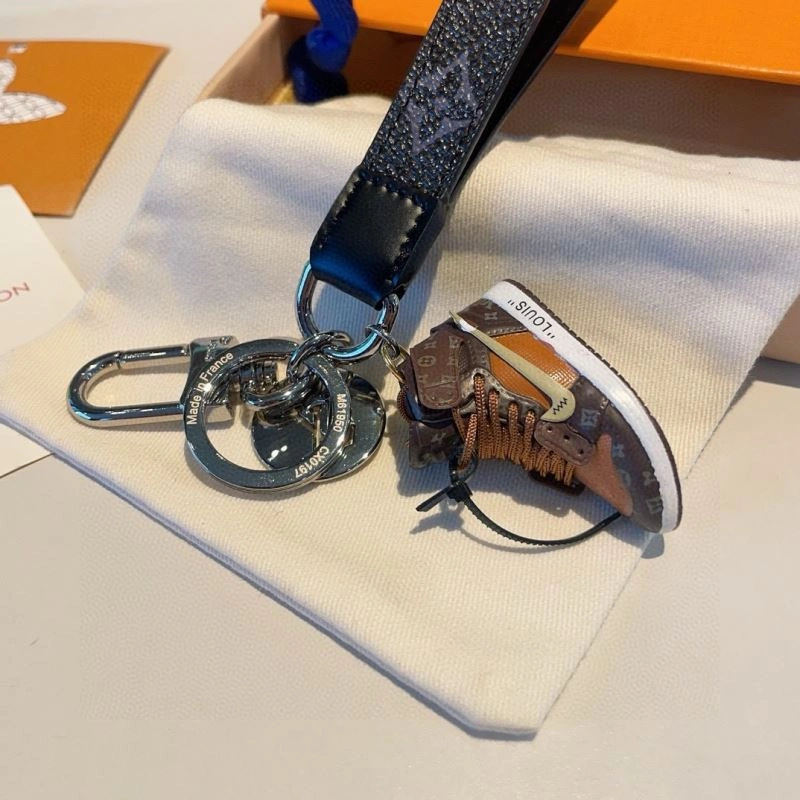 TravelReady Louis Vuitton Keychains 265960