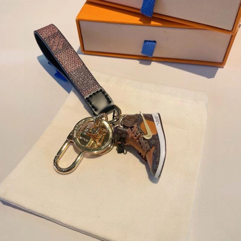 Neat Louis Vuitton Keychains 265973