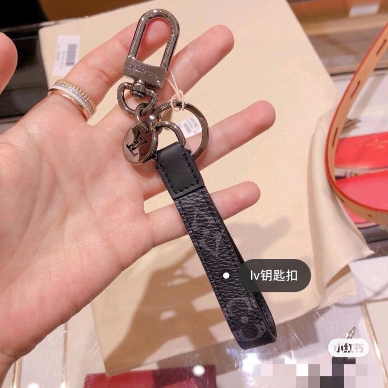Louis Vuitton Keychains ModernLook 266052