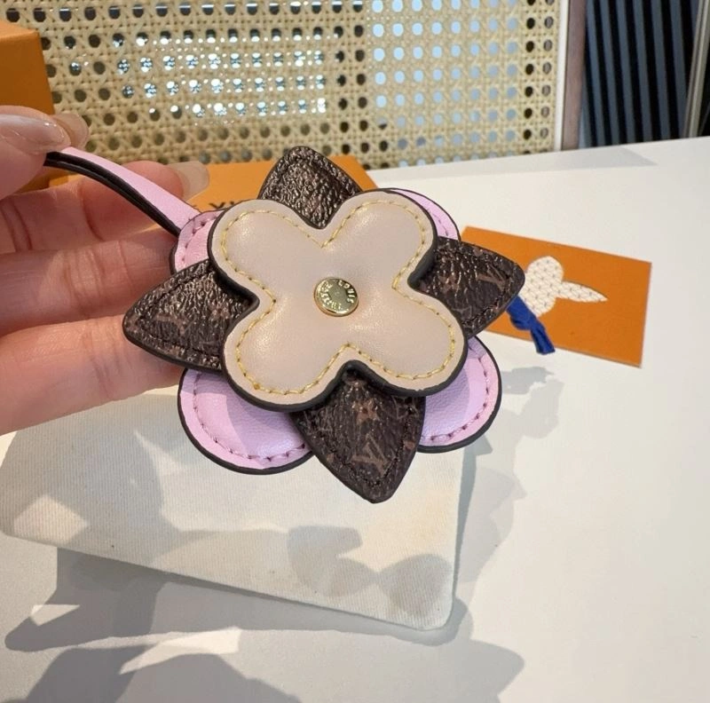 ZeroBulk Louis Vuitton Keychains 266057