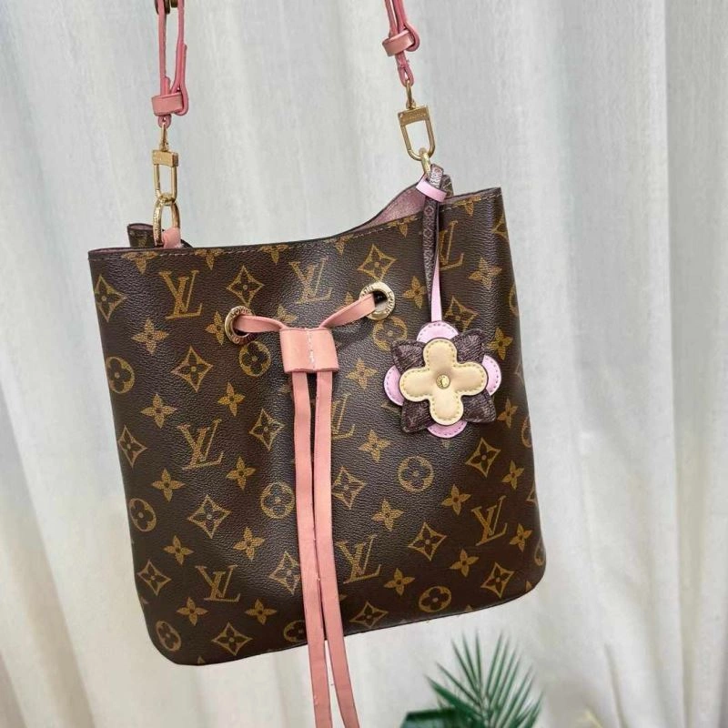 ZeroBulk Louis Vuitton Keychains 266057
