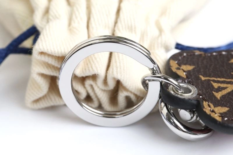 FreshLook Louis Vuitton Keychains 267349