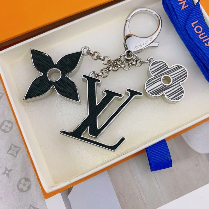 Sleek Louis Vuitton Keychains 267328