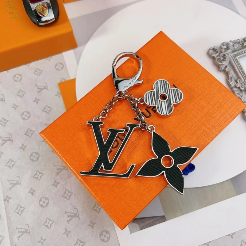 Sleek Louis Vuitton Keychains 267328