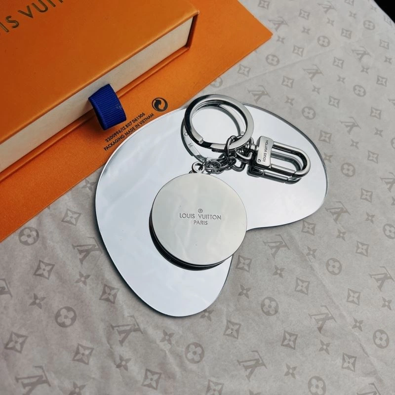 Louis Vuitton Keychains Supportive 267316
