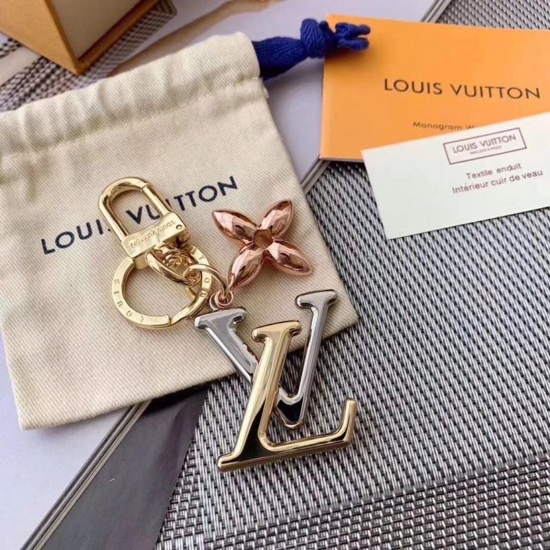 WellDesigned Louis Vuitton Keychains 267343