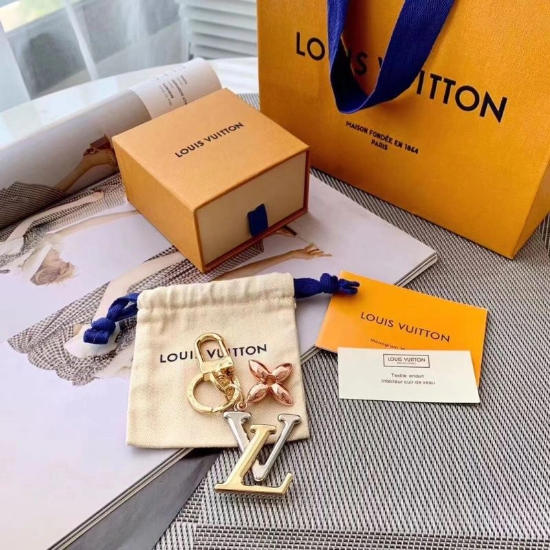 WellDesigned Louis Vuitton Keychains 267343