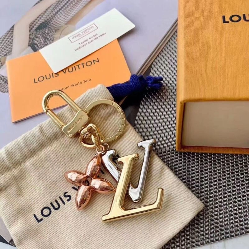 WellDesigned Louis Vuitton Keychains 267343