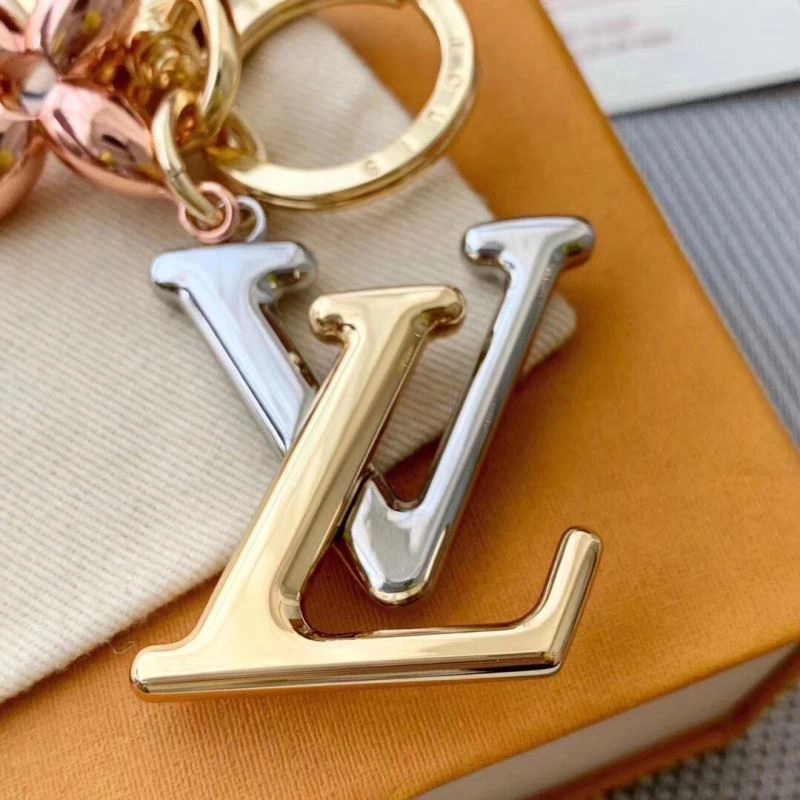 WellDesigned Louis Vuitton Keychains 267343
