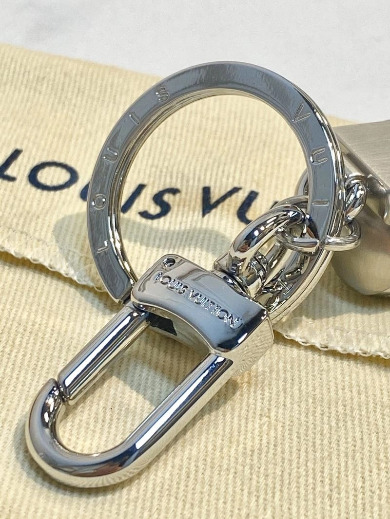 Supportive Louis Vuitton Keychains 267333