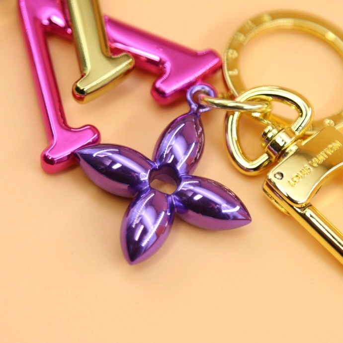 Louis Vuitton Keychains Vibrant 267334