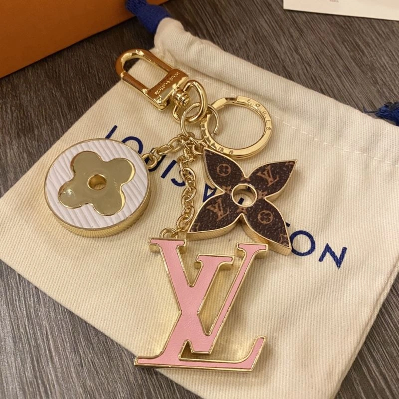 Louis Vuitton Keychains Modern 267318