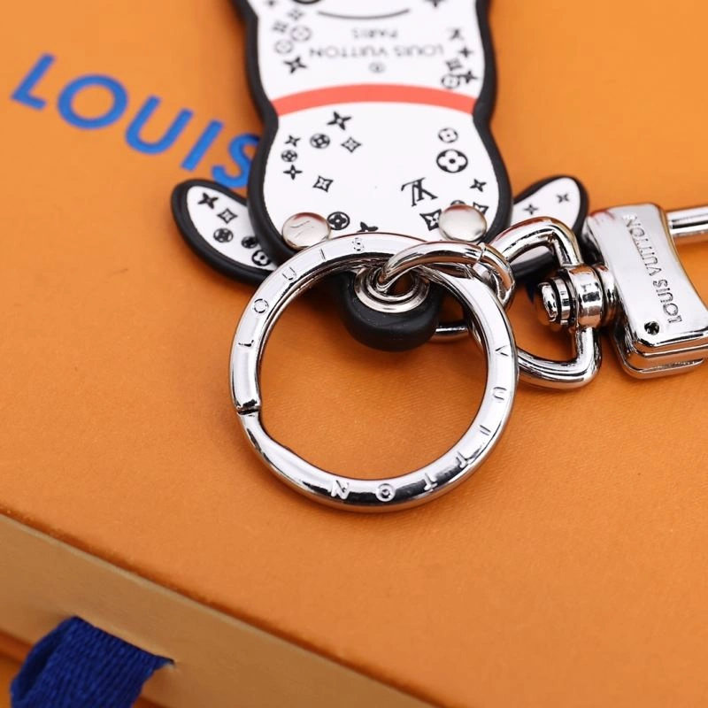 Louis Vuitton Keychains Snug 267296