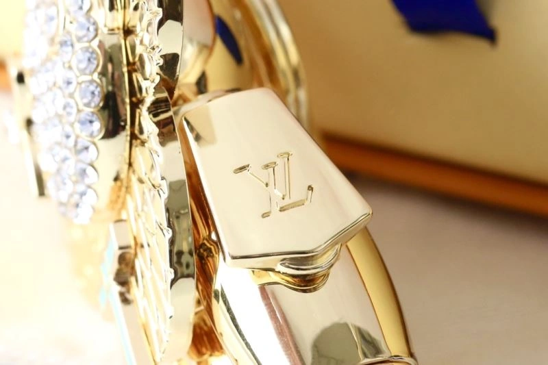 Bold Louis Vuitton Keychains 267295