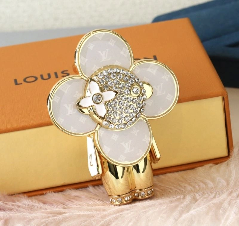 Louis Vuitton Keychains Soft 267278