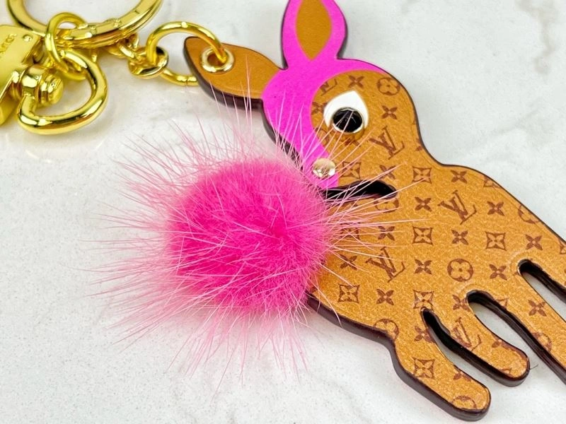 HighPerformance Louis Vuitton Keychains 267271