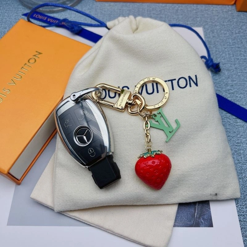 Louis Vuitton Keychains Effortless 267266