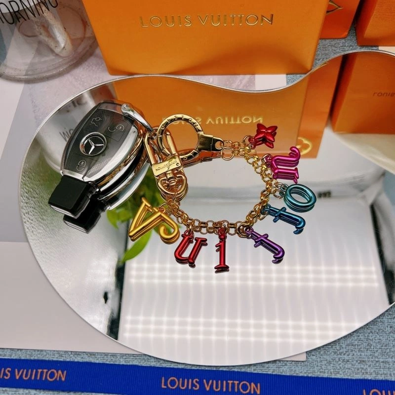 Louis Vuitton Keychains Versatile 267265