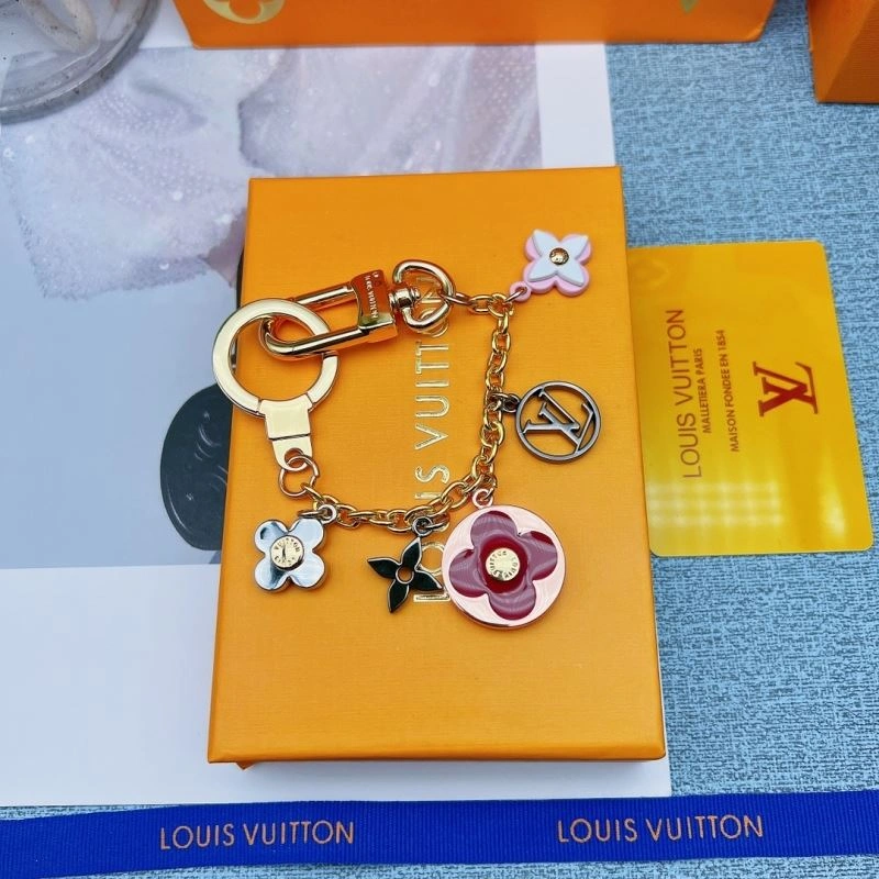 Louis Vuitton Keychains Effortless 267264