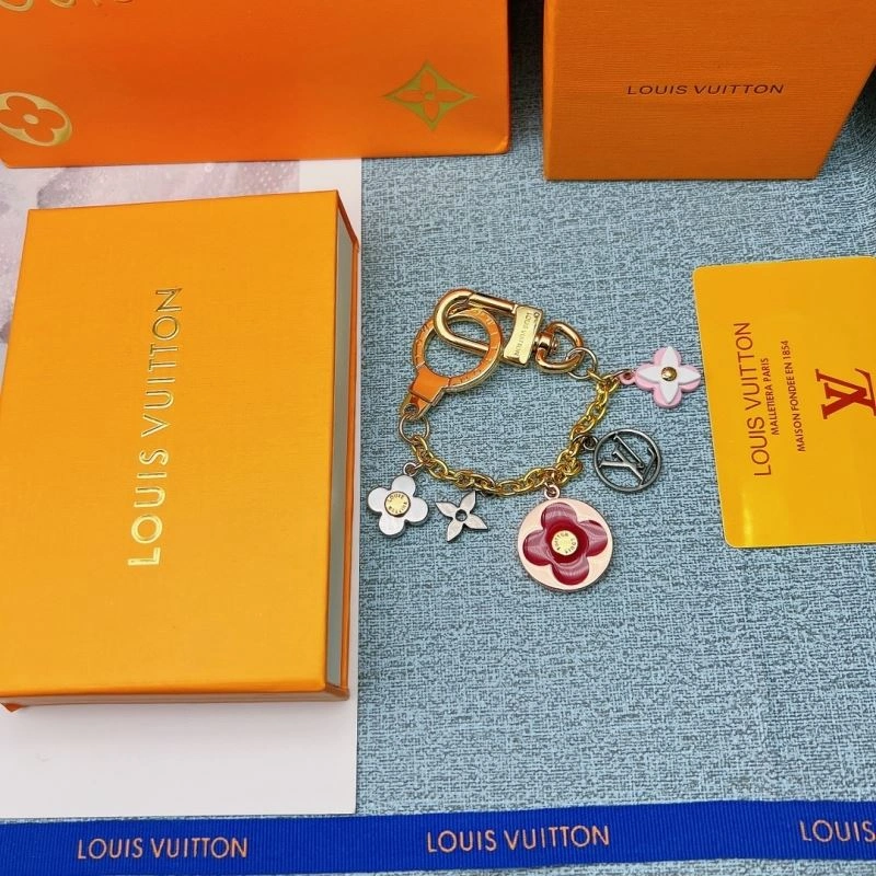 Louis Vuitton Keychains Effortless 267264