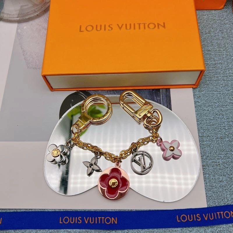 Louis Vuitton Keychains Effortless 267264