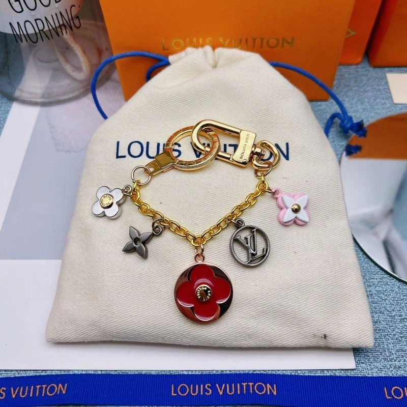 Louis Vuitton Keychains Effortless 267264