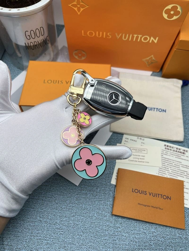 Louis Vuitton Keychains Attractive 267256