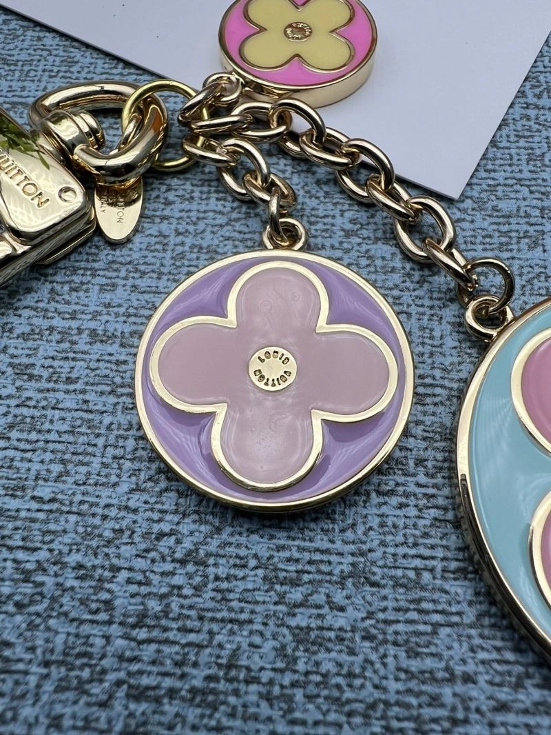 Louis Vuitton Keychains Attractive 267256