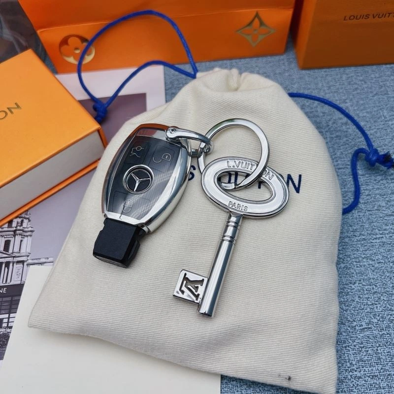 Louis Vuitton Keychains Durable 267257