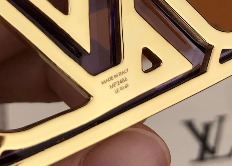 Louis Vuitton Keychains TechFriendly 267236