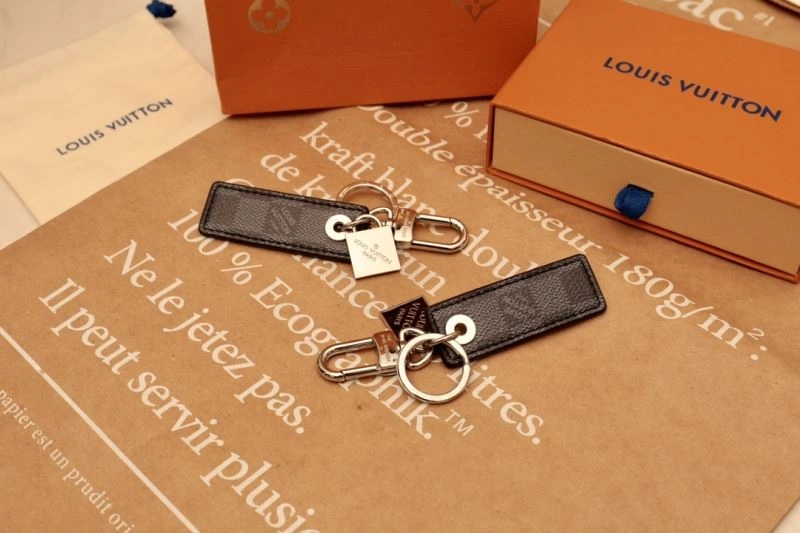 Louis Vuitton Keychains Attractive 267261