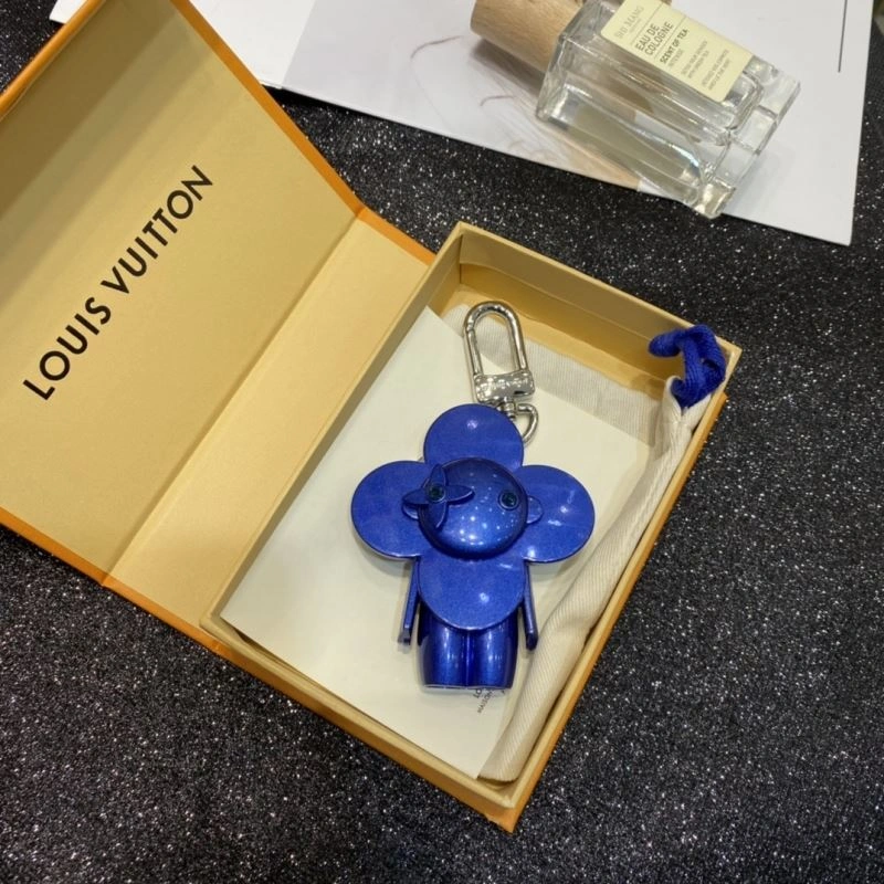 Unisex Louis Vuitton Keychains 267233