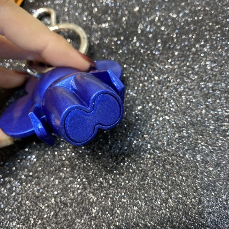 Unisex Louis Vuitton Keychains 267233