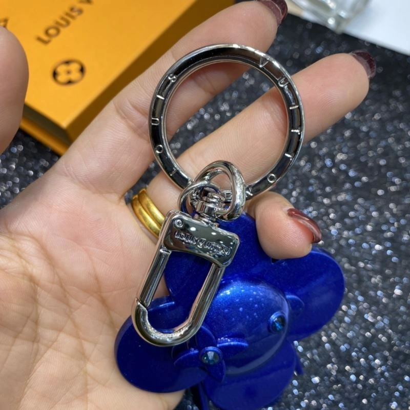 Unisex Louis Vuitton Keychains 267233