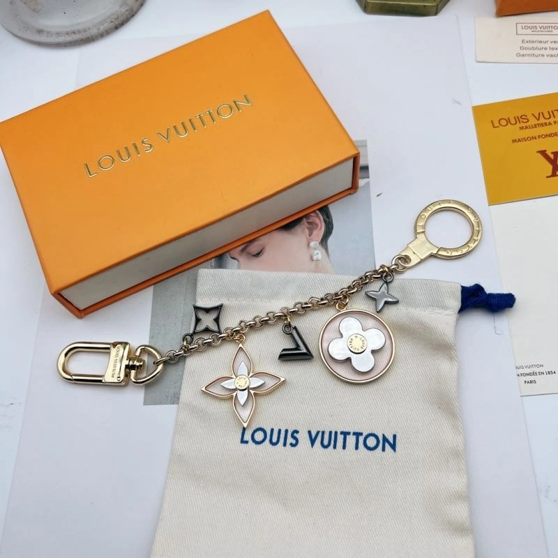 Louis Vuitton Keychains TimelessDesign 267214