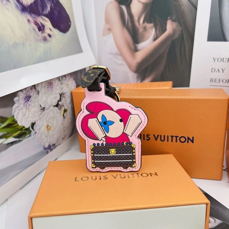 Louis Vuitton Keychains Attractive 267210