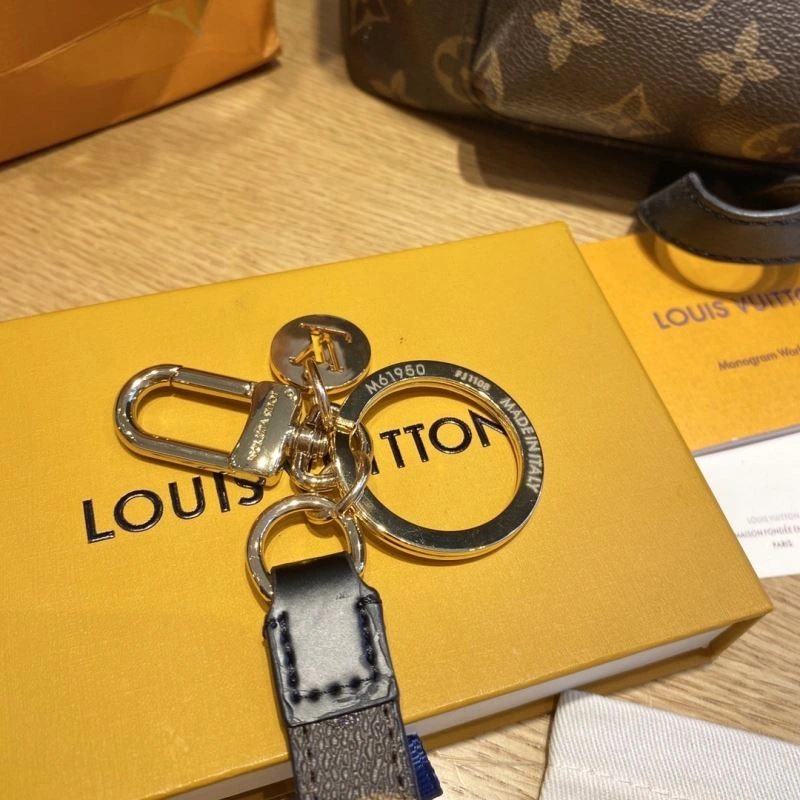 HighPerformance Louis Vuitton Keychains 267211