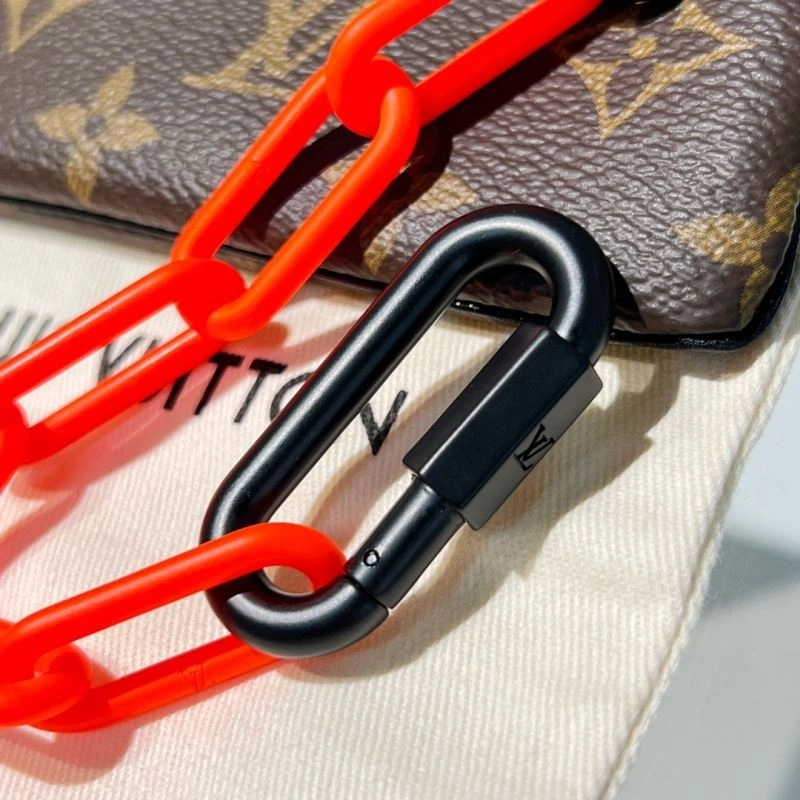 Louis Vuitton Keychains FreshLook 267215
