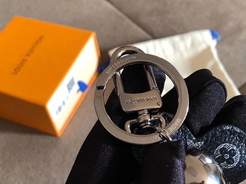 Louis Vuitton Keychains Compact 267197