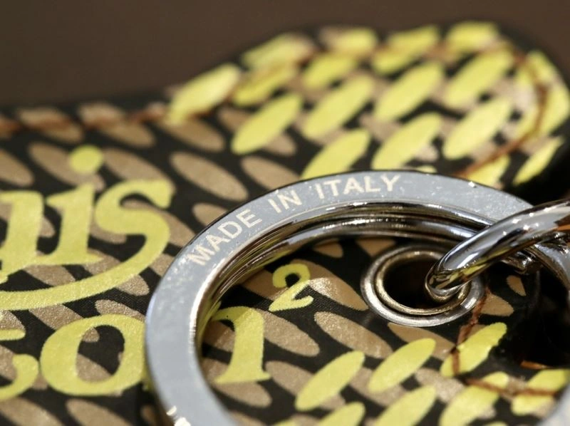 Durable Louis Vuitton Keychains 267201