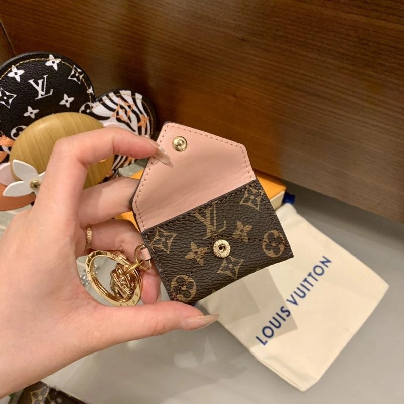 Stretchable Louis Vuitton Keychains 267155