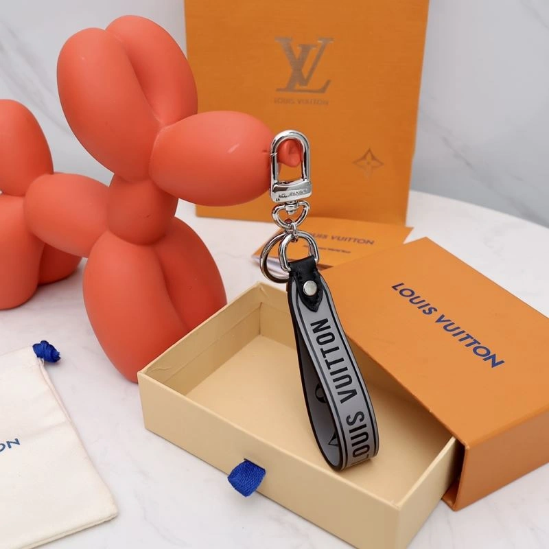 TechFriendly Louis Vuitton Keychains 267170